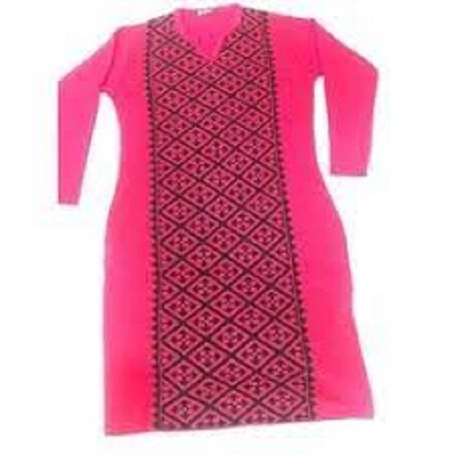 क्विक ड्राई पिंक (गुलाबी) गोल गला फुल स्लीव सिंपल एलिगेंट और स्टाइलिश लुक वाली फैंसी लेडीज़ कुर्ती