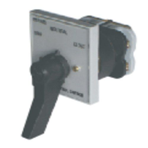 White 25-35 Ampere Breaker Control Switches For Industrial Use