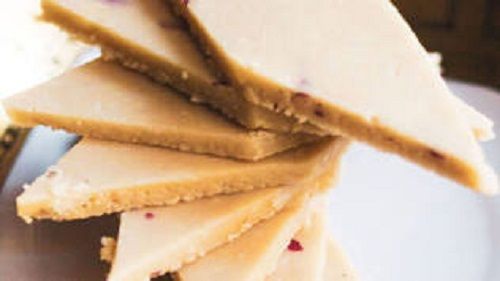 Mouth Watering Sweet And Delicious Hygienically Prepared Fresh Kaju Katli