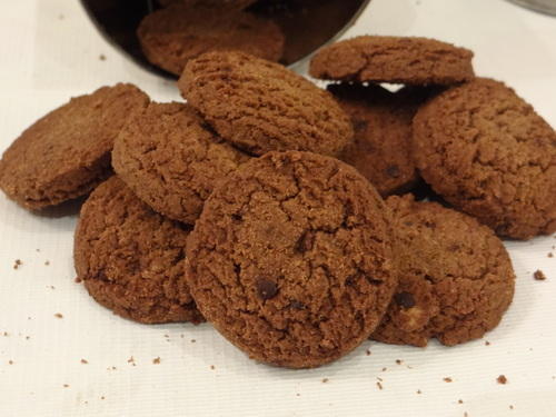 Delicious And Mouthwatering Crispy Crunchy Sweet Tasty Round Chocolate Cookies
