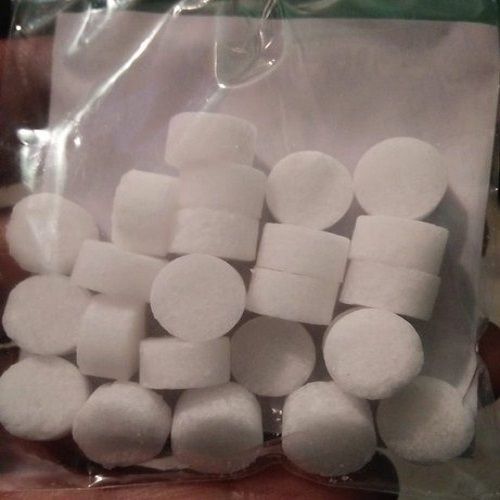 Fresh Fragrance Low Smoke Eco Friendly Round Natural White Camphor Tablet