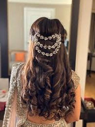 Ladies Fashionable Stylish And Elegant Look Artificial Hair Accessories