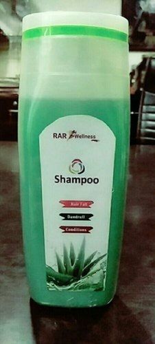 Green Silky And Smooth Hair Shine Non Sticky Herbal Alovera Ayurvedic Shampoo