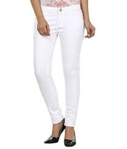 White Stylish And Comfortable Cotton Slim Fit Plain Dyed Jeans For Women