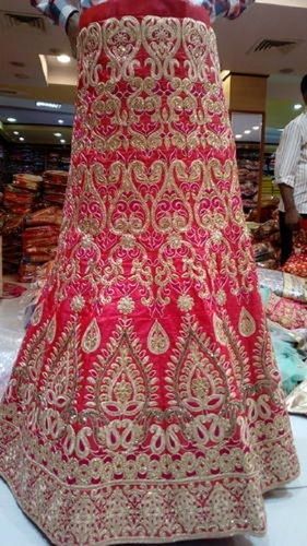 Red Women Comfortable And Breathable Pink Embroided Chiffon Party Wear Bridal Lehenga 