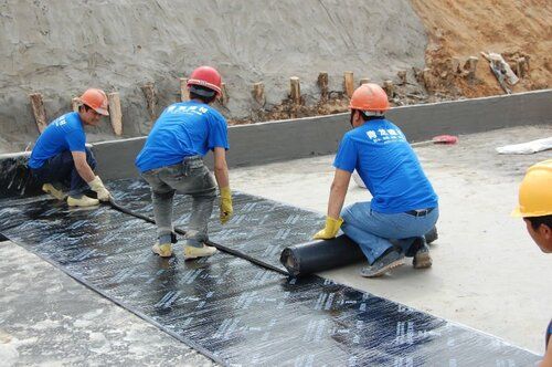 Black Bitumen Waterproofing Coating Used In Roof And Floor