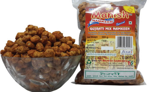 Pack Of 300 Gram Delicious And Crunchy Spicy Taste Mix Peanut Namkeen