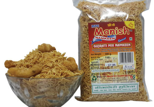 Salted And Spicy Gujrati Mix Namkeen Bikaneri Bhujia For Snacks, 300 Gram Fat: 5 Percentage ( % )