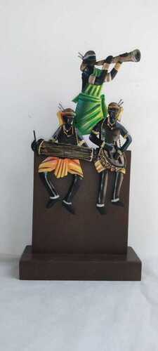 इको-फ्रेंडली ब्लैक ग्रीन एंड येलो पेंट कोटेड म्यूजिक थीम ब्रास मटेरियल स्टैच्यू