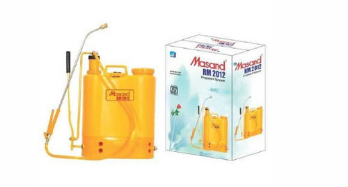 Yellow Capacity 15 Liter Plastic Material Manual Agricultural Manual Sprayers  Dimension(L*W*H): 50 X 25  Centimeter (Cm)