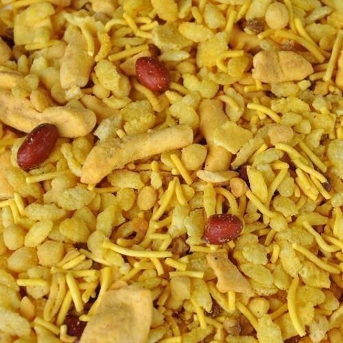 Khatta Meetha Mixture Namkeen With Salty-Sweet Flavor And Crunchy Texture Processing Type: Food