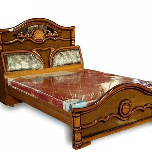 Handmade Termite Resistance Stylish Wooden Double Bed For Home 