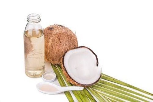 Yellow 100% Natural Farm Fresh Hygienically Packed Cold Pressed Coconut Oil