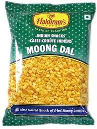 Made From Splited Moongs Crunchy Crispy Flavored Yellow Haldirams Moong Dal Namkeen 18 Gm