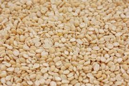 White High In Fibre And Vitamin Naturally Processed Machine Cleaned Splited Urad Dal 