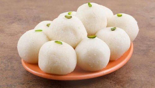 Mouthwatering Hygienically Prepared Soft Delicious And Sweet White Rasgulla