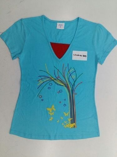 100% Cotton Fabric Blue And Red Color Half Sleeves Comfortable To Wear Ladies Top