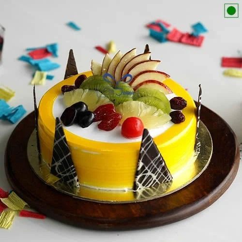 100% Fresh Eggless Healthy And Delicious Round Shaped Fruit Toppings Cake  Fat Contains (%): 0.3 Grams (G)