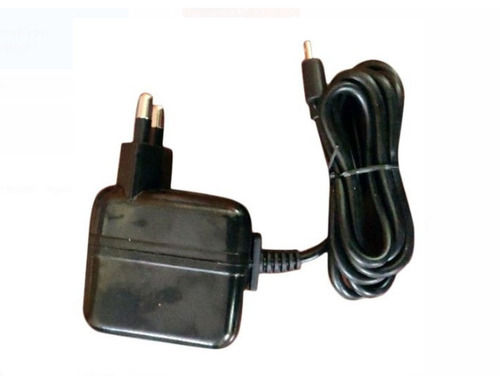 Heat Proof Black Pin Type Mobile Charger 