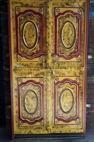 Decorative Iron Single Door With Rectangular Shape And 7 Feet Height, 6 mm Thickness