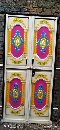 आयताकार आकार और 6-7 फीट ऊंचाई वाला आयरन डबल डोर, हिंज टाइप, संक्षारण प्रतिरोधी आवेदन: कमर्शियल