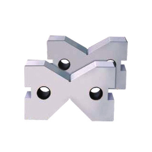 Environment Friendly And Cost Effective Sleek Modern Design Silver Cast Iron Krystal Hardened V Block Clamp