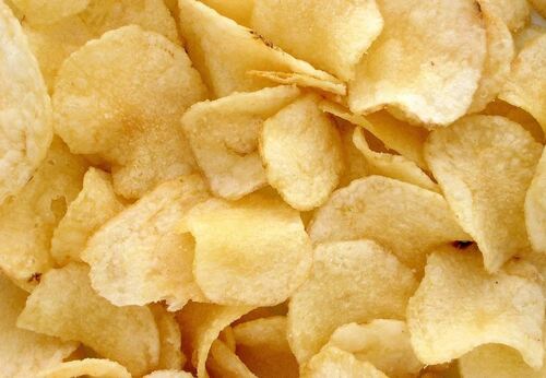 200 ग्राम पैक साइज क्रिस्पी टेस्टी और नमकीन हेल्दी पोटैटो चिप्स
