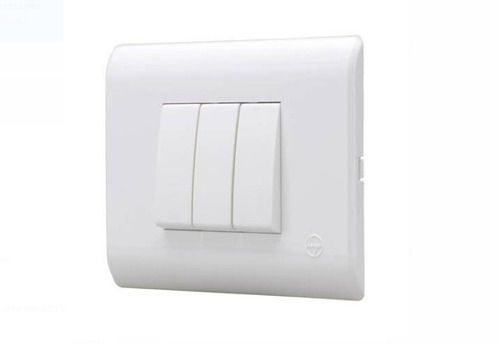 White Polycarbonate Square With 3 One Way Electrical Modular Switch Max. Current: 20 Ampere (Amp)