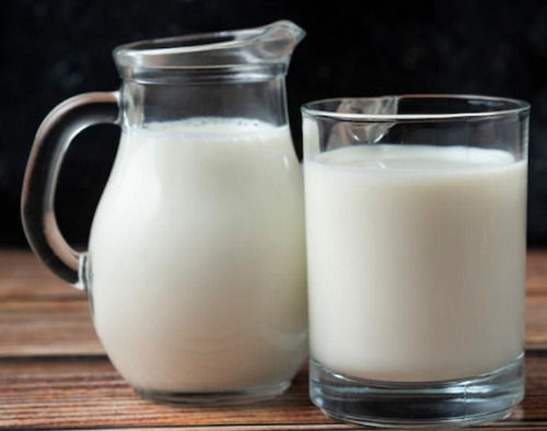 White 100 Percent Fresh Healthy And Natural Rich In Protein Minerals Cow Milk