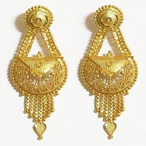 Women Elegant Look Attractive Easy To Wear And Artificial Golden Fancy Earring