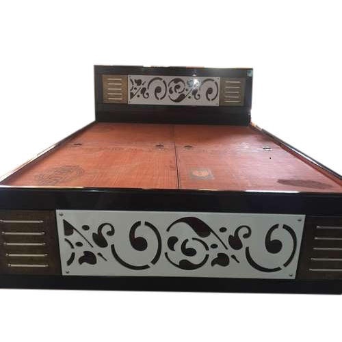 Brown White Colour And Wooden Bed at Best Price in Goa Star Furniture