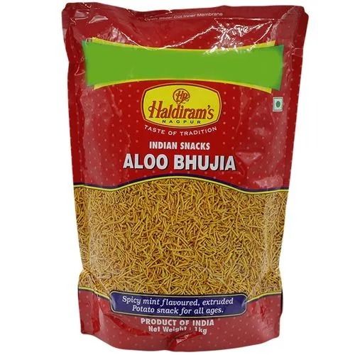 Pack Of 1 Kg Spicy And Crispy Taste Yellow Haldiram Aloo Bhujia For Snacks Fat: 10 Percentage ( % )