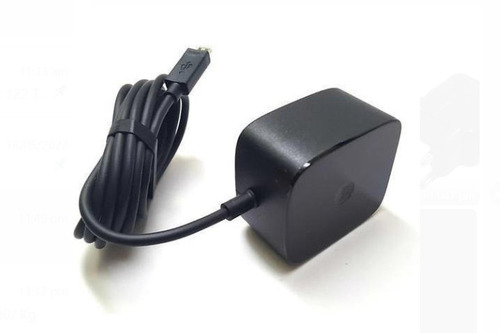 काला प्लास्टिक और रबर सामग्री मोटो मोबाइल फोन केबल चार्जर, 1.2 मीटर