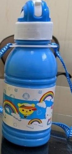 Blue And White Screw Cap Type Silicon Sipper With Straw Plastic Water Bottle Capacity: 500 Milliliter (Ml)