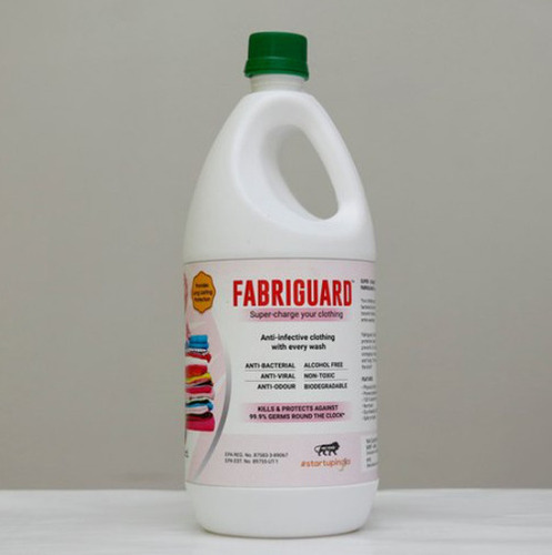 1 लीटर का पैक सुपर चेंज योर क्लोदिंग डिसइंफेक्टेंट केमिकल फ़ैब्रिक प्रोटेक्शन के लिए डेंसिटी: 60 ग्राम प्रति क्यूबिक मीटर (G/M3)