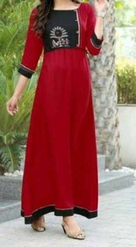 Red And Black Color Casual Wear Round Neck Printed Cotton Ladies Kurti  Bust Size: 35-36 Inch (In)