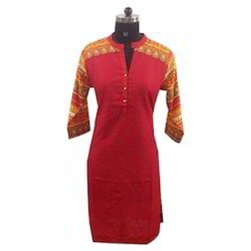 सांस लेने योग्य लाल गोल गर्दन फुल स्लीव सिंपल एलिगेंट और स्टाइलिश लुक वाली कॉटन कुर्ती