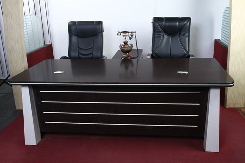 Elegant Highly Durable Strong Stylish And Versatile Black Colour Office Tables