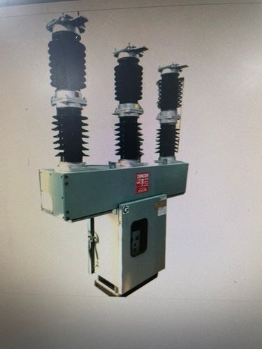 50 Hz 33 Kv Outdoor Vcb Breaker, 3 Poles And 630a/1250a/2000a Rated Current