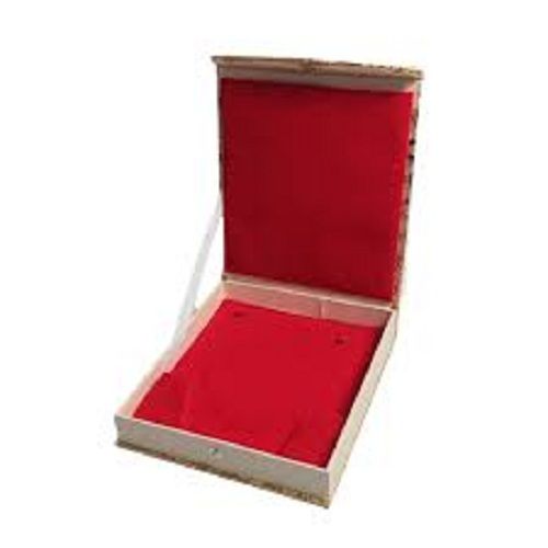 Recyclable And Lightweight Rectangular Velvet Necklace Jewelry Box