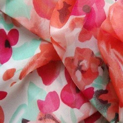 White Soft Skin Friendly Lightweight Shrink Resistant Flower Printed Cotton Fabric