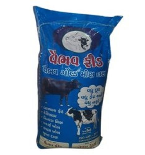 Healthy Growing Supplement Improves Immune System Nutricious Cattle Feed Application: Water