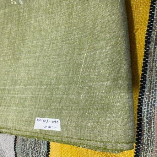 Light In Weight 100 Percent Pure Cotton Green Coloured Plain Solid Handloom Fabric For Garments