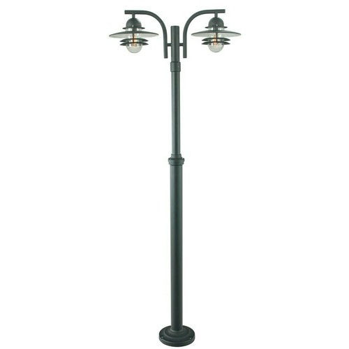 Black Round Shape Light Pole With Fine Finishing And Long Life