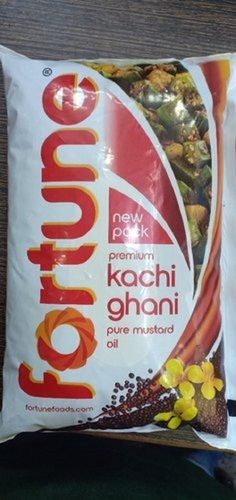 Hygienically Packed Natural Fortune Premium Kachchi Ghani Mustard Oil,1 Liter