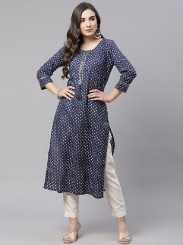 Women Light Wight Skin Friendly And Breathable Printed Cotton Straight Kurti