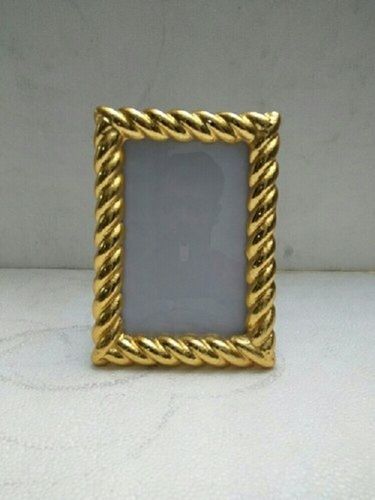 Antique Look And Sleek Design Table Top Gold Plated Aluminum Photo Frame