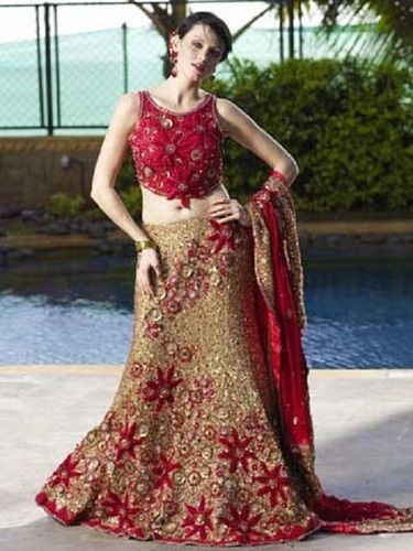 Indian Ladies Wedding Wear Round-Neck Sleeveless Red And Golden Ghagra Choli