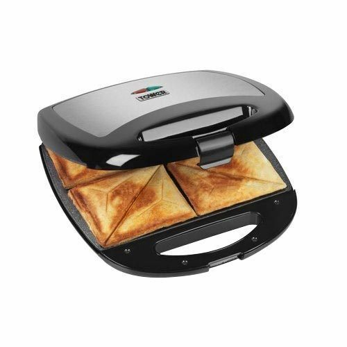 4 Slices A Grade Plastic Material Black And Gray Electric Sandwich Maker Application: Kitchen Appliance