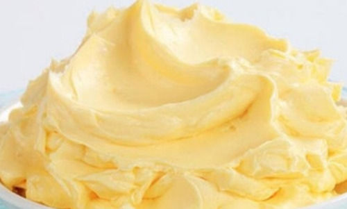 Pack Of 1 Kilogram And Healthy Yellow Handmade Butter